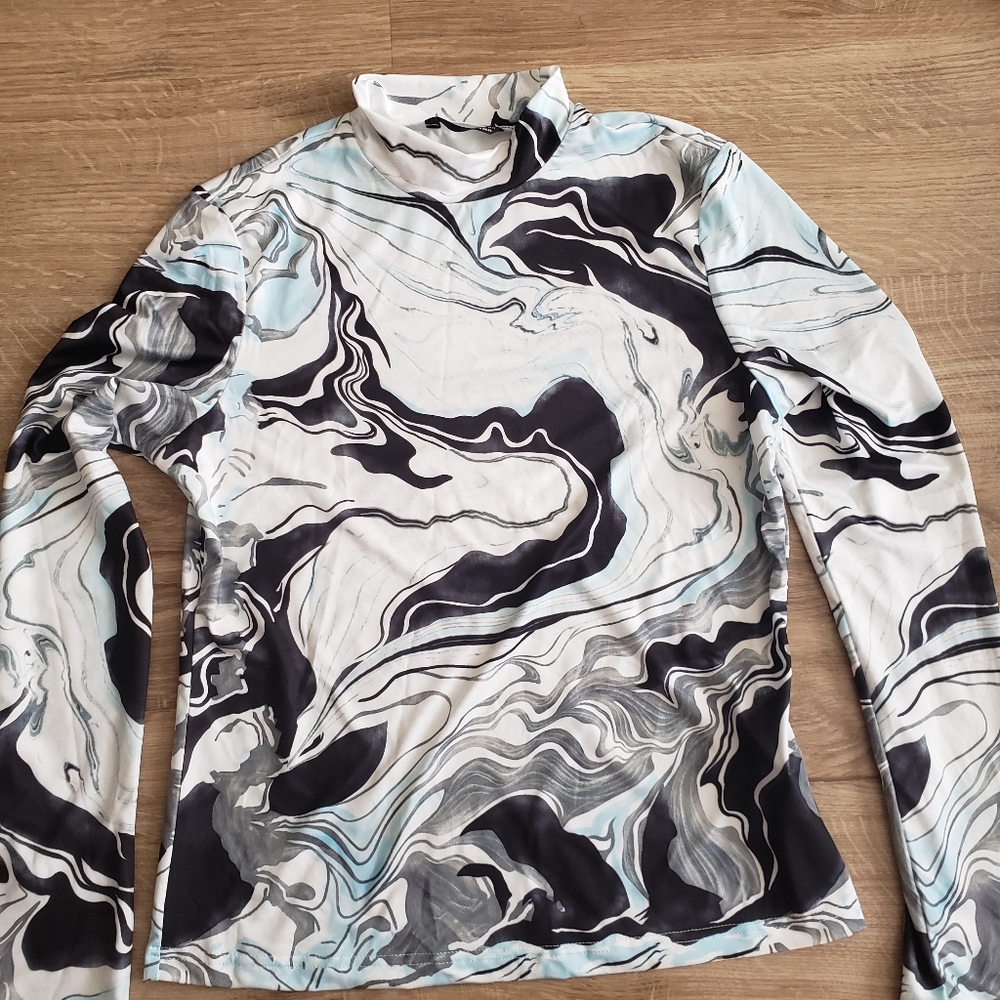 Long sleeve top